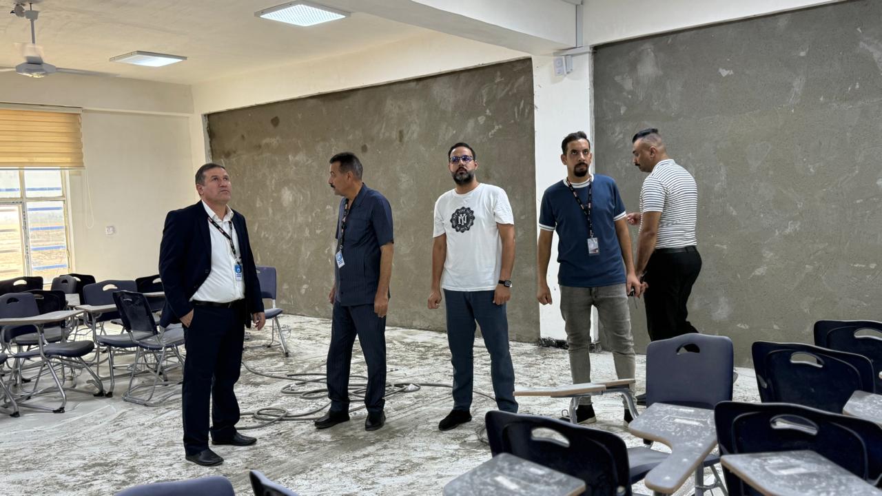 عميد كلية التربية في جامعة الكوت يتابع واقع الكلية واستعداداتها للعام الدراسي الجديد.