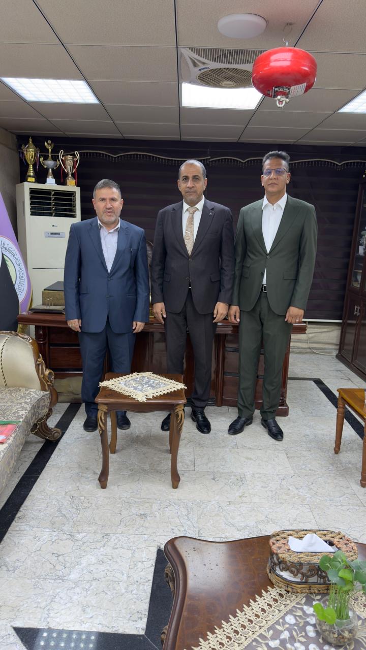 الأستاذ المساعد الدكتور مثنى حميد خلف يزور الجامعة المستنصرية؛ لتعزيز التعاون العلمي.